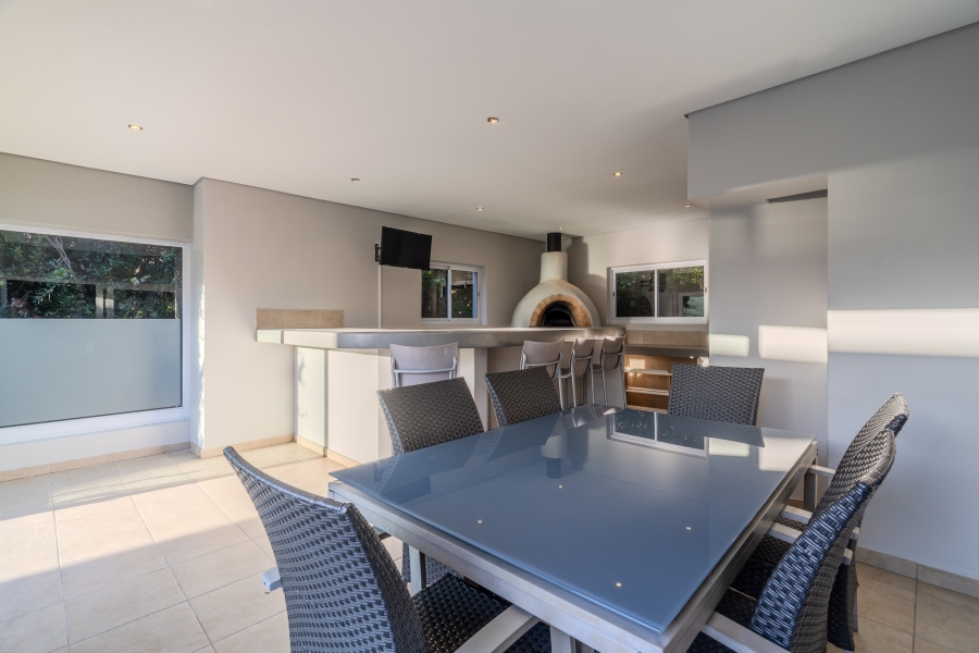 7 Bedroom Property for Sale in Camps Bay Western Cape